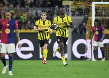 فيديو برشلونة الباهت يخسر أمام بوروسيا دورتموند ويتأهل إلى نصف نهائي دوري أبطال أوروبا