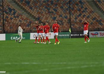 تقارير كاف يقدم دعم ا مادي ا لرباعي إفريقيا المشارك في كأس العالم للأندية كم سيحصل الأهلي