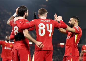 كونور برادلي تجديد عقد محمد صلاح وفان دايك أمر جيد لأمثالي في ليفربول