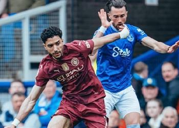 ردود أفعال جماهير مانشستر سيتي على أداء مرموش أمام إيفرتون جعل جوارديولا يصنع أفكار ا مجنونة