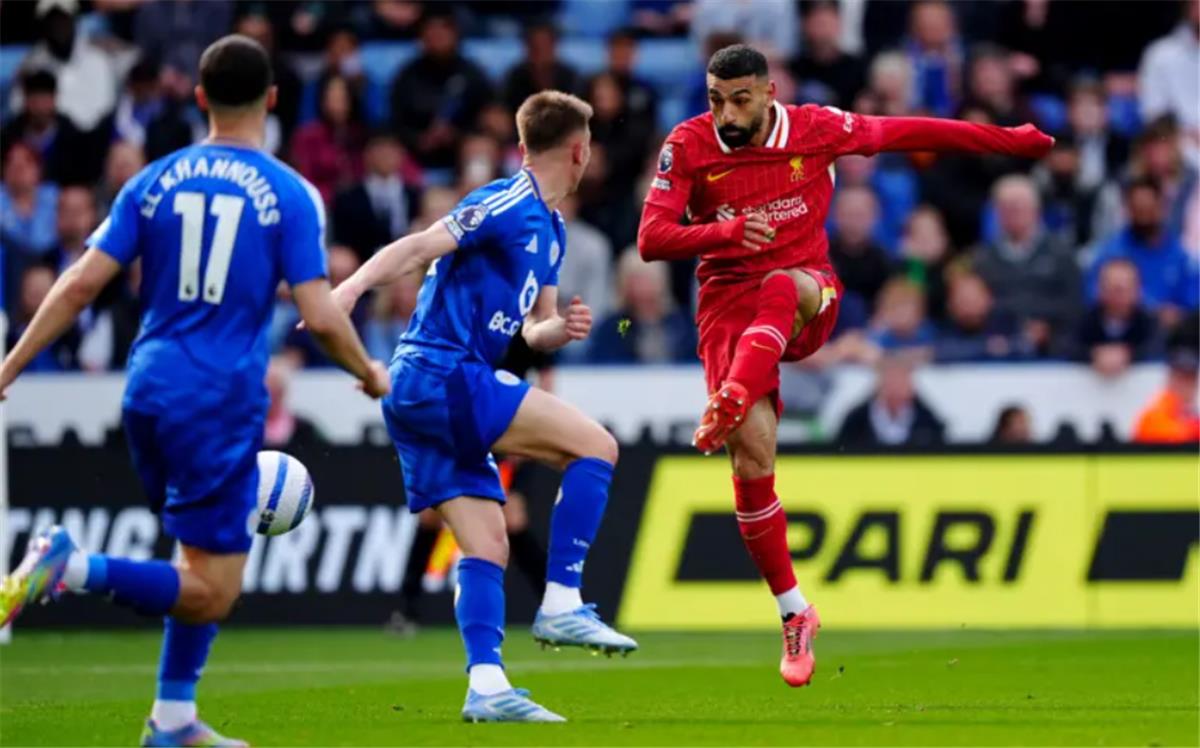 في الكورة : موريسون: محمد صلاح يُبدع في كل شيء باستثناء هز شباك ليستر سيتي