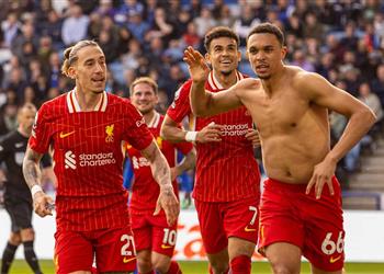 ماذا يحتاج ليفربول للتتويج بلقب الدوري الإنجليزي 2024 25