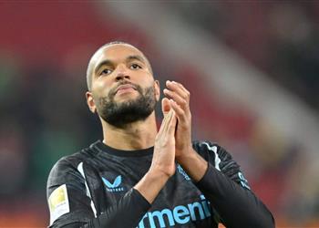 هدف برشلونة رسمي ا جوناثان تاه يعلن رحيله عن باير ليفركوزن
