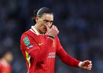 5 ملايين يورو قد تحرم نونيز من المشاركة أساسي ا مع ليفربول لنهاية الموسم