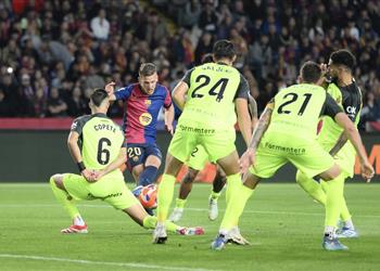 فيديو داني أولمو يسجل هدف برشلونة الأول أمام ريال مايوركا