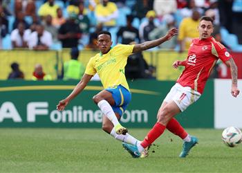 ديفين لونجا الأهلي أظهر قوته وكل شيء تحت السيطرة في معسكر صن داونز