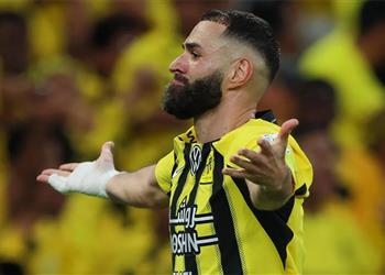 موعد حسم مستقبل كريم بنزيما مع الاتحاد بعد أنباء اعتزاله