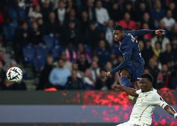 فيديو في ليلة إصابة عبد المنعم نيس يوقف سلسلة باريس سان جيرمان ويهزمه بثلاثية بـ الدوري الفرنسي