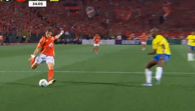 امام عاشور يهدر فرصة هدف امام صن داونز في نصف نهائي دوري ابطال افريقيا