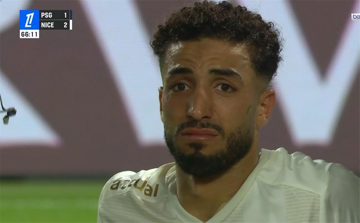 الحلم نيوز : الدوري الفرنسي يوجه رسالة إلى محمد عبد المنعم بعد إصابته القوية أمام باريس سان جيرمان
