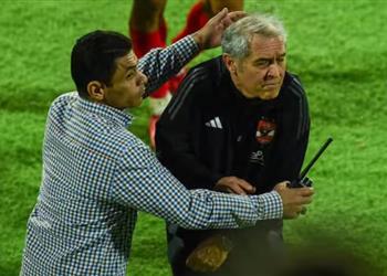 خاص رد فعل مفاجئ من كولر بعد زجاجات جماهير الأهلي وقرار نهائي