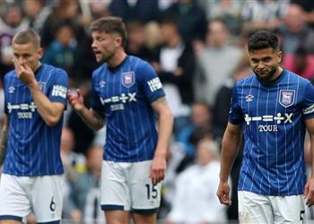 فيديو بمشاركة سام مرسي إيبسويتش تاون يودع الدوري الإنجليزي بالهزيمة أمام نيوكاسل