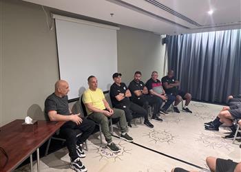 صورة حسام حسن يساند منتخب مصر للشباب قبل انطلاق كأس أمم إفريقيا