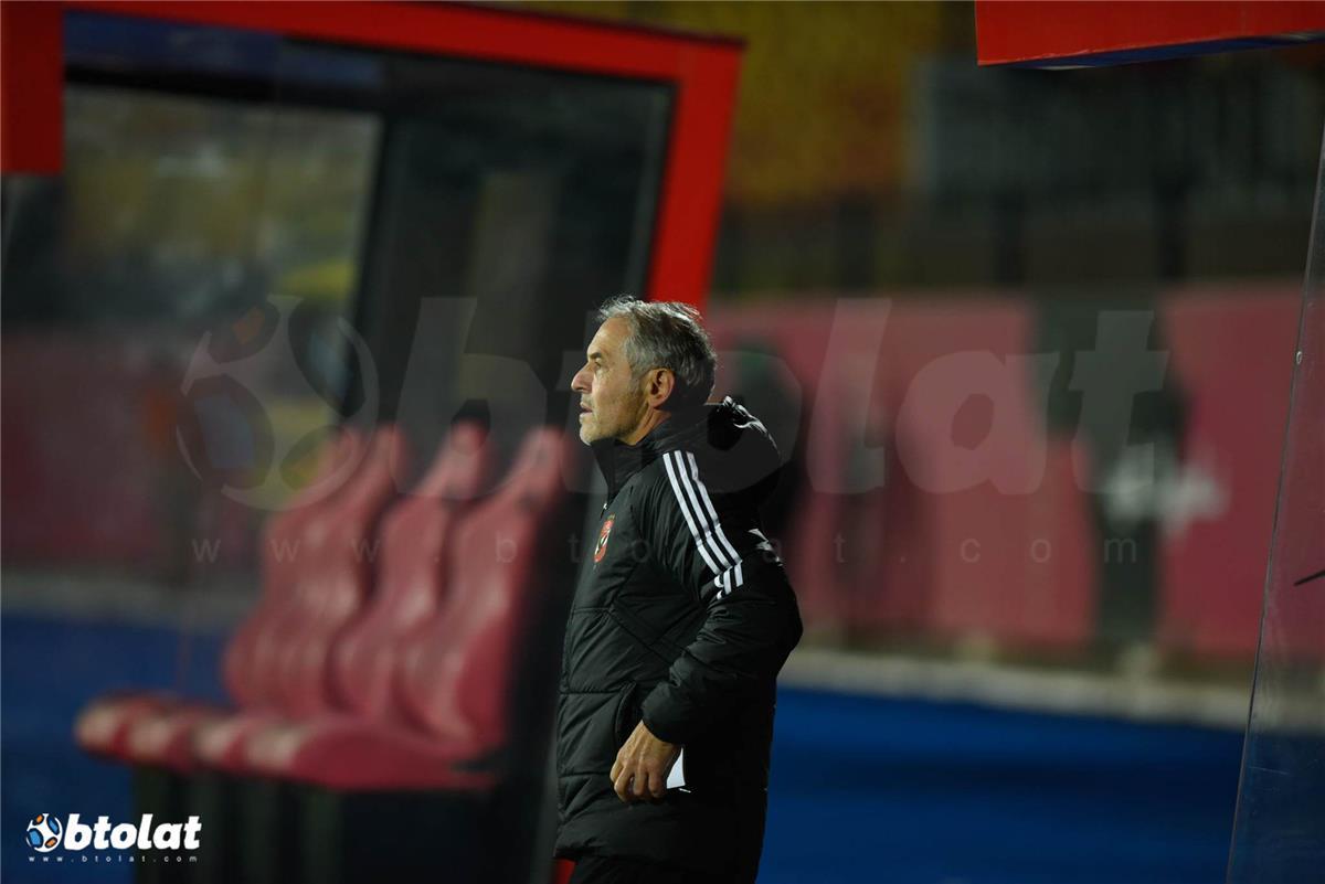 نيوز برو : موعد الإعلان عن الجهاز الفني المؤقت لـ الأهلي.. ومفاجأة تنتظر كولر نيوز برو : موعد الإعلان عن الجهاز الفني المؤقت لـ الأهلي.. ومفاجأة تنتظر كولر