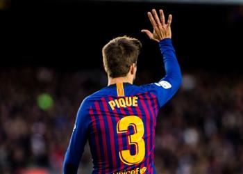 بيكيه يحتفل على طريقته ويسخر من ريال مدريد بعد خسارة كأس ملك إسبانيا