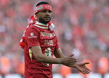 جاكبو سلوت ارتقى بـ ليفربول وعانيت قبل مجيئه