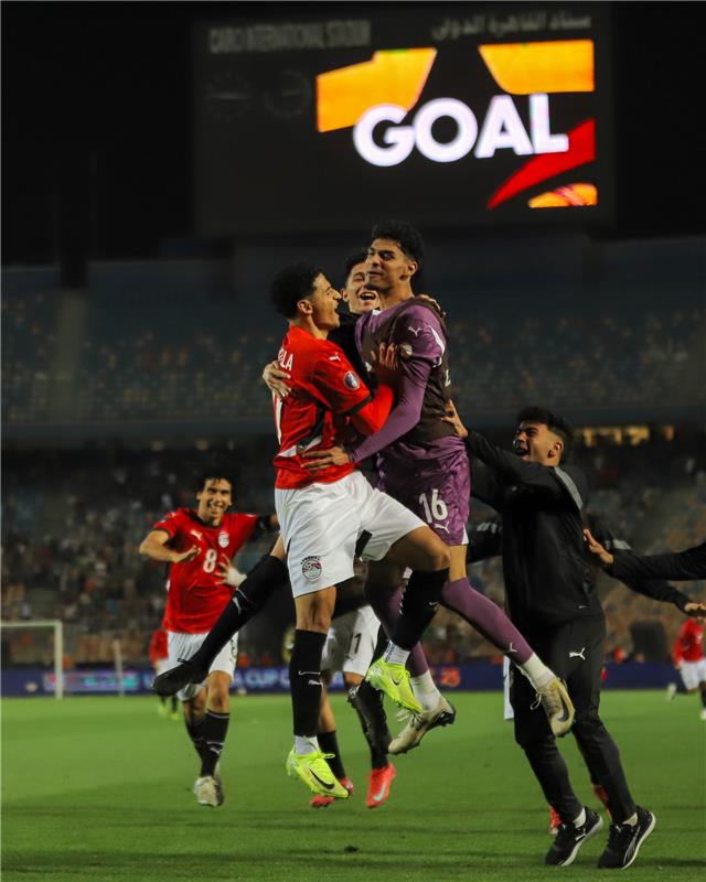العالمي : محمد عبد الله يقود منتخب مصر لفوز صعب على جنوب إفريقيا في افتتاح مشوار أمم إفريقيا للشباب