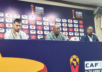 مدرب جنوب إفريقيا لاعب منتخب مصر مميز جد ا وطريقتي الهجومية لن تتغير