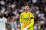 ريال مدريد يكسر القاعدة ويقترب من تجديد عقد كورتوا