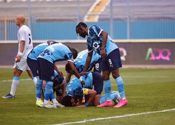 تقارير مغربية بيراميدز م هدد بعقوبات قاسية من كاف بعد أزمة جماهير الجيش الملكي