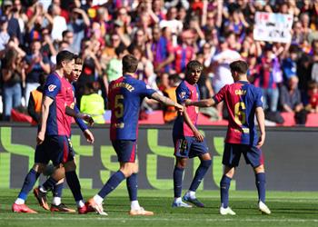 تشكيل برشلونة أمام ريال بيتيس في الدوري الإسباني موقف ليفاندوفسكي