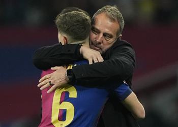 جافي يتجنب الحديث عن التحكيم بعد تعادل برشلونة مع ريال بيتيس ويعترف نقطة مريرة