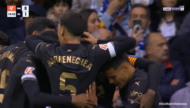 اهداف مباراة ريال مدريد وفالنسيا 1 2 الدوري الاسباني