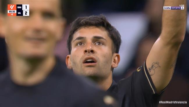 هدف فالنسيا الثاني القاتل في مرمي ريال مدريد بالدوري الاسباني