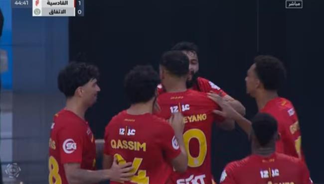 اهداف مباراة الاتفاق والقادسية 1 1 الدوري السعودي