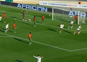 عبد العزيز الزغبي يسجل هدف منتخب مصر الثاني أمام الكاميرون