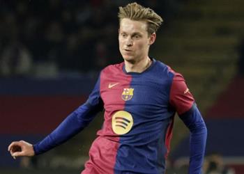 دي يونج يحسم قراره بشأن الاستمرار أو الرحيل عن برشلونة