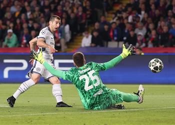 مخيتاريان عن هدفه الملغي أمام برشلونة سأفكر فيه لبقية حياتي