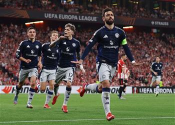 فيديو مانشستر يونايتد يفوز على أتلتيك بلباو بثلاثية ويضع قدما في نهائي الدوري الأوروبي