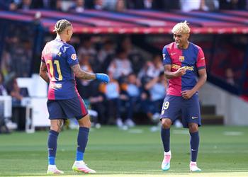 ماذا يحتاج برشلونة للتتويج بالدوري الاسباني بعد الفوز على ريال مدريد