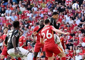 مارتينيلي يسجل هدف آرسنال الأول أمام ليفربول