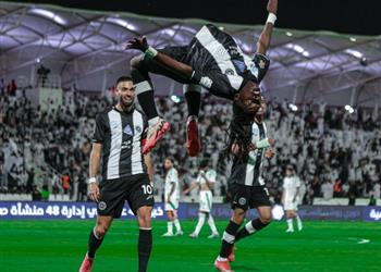 فيديو الشباب يكسر شوكة الأهلي بثلاثية مثيرة في الدوري السعودي