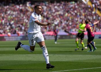 الأعلى في تاريخ ريال مدريد أرقام قياسية جديدة لـ كيليان مبابي بعد هاتريك برشلونة