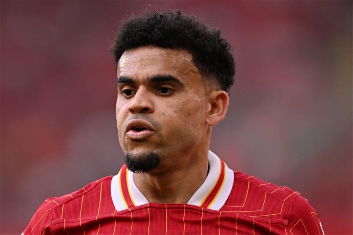 الحلم نيوز : لويس دياز يُعلن موقفه بشأن الاستمرار أو الرحيل عن ليفربول