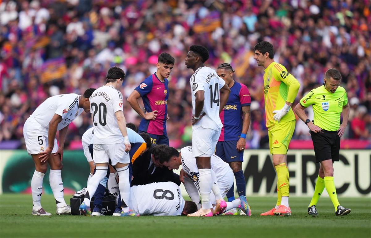 الحلم نيوز : ريال مدريد يعلن إصابة ثنائي الفريق بعد الكلاسيكو أمام برشلونة.. وموقفها من كأس العالم للأندية