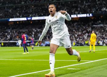 بـ 5 كلمات مبابي يعلق على هزيمة ريال مدريد أمام برشلونة في الكلاسيكو