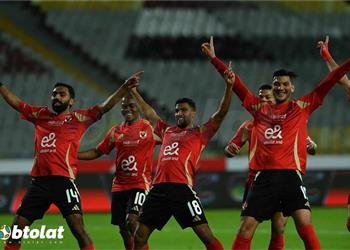 خاص موعد وصول مدرب الأهلي الجديد إلى القاهرة لتوقيع العقود