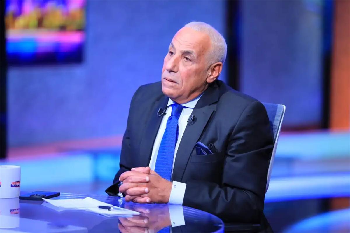 نيوز برو : حسين لبيب يتجه إلى فرنسا لإجراء فحوصات طبية بعد وعكته الصحية