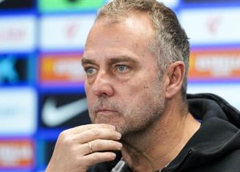 فليك يوجه رسالة إلى أنشيلوتي ويوضح حالة ليفاندوفسكي وكوبارسي قبل مواجهة إسبانيول