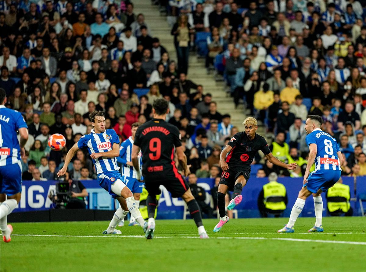 الحلم نيوز : فيديو | برشلونة يفوز على إسبانيول بثنائية ويتوج بطلاً لـ الدوري الإسباني رسميًا