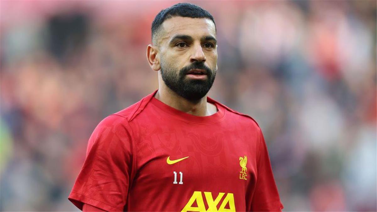 الحلم نيوز : محمد صلاح يضع جاري نيفيل في موقف محرج.. ويعلن موعد اعتزاله