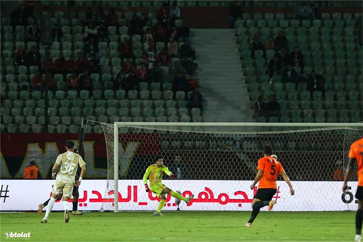 نيوز برو : موعد والقناة الناقلة لمباراة الأهلي والبنك الأهلي اليوم في الدوري المصري.. والمعلق