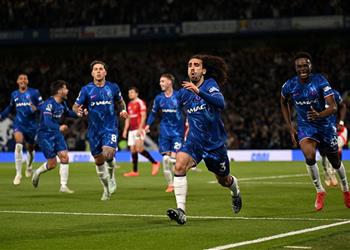 فيديو ورطة كبرى لـ مانشستر سيتي تشيلسي يفوز بصعوبة على مانشستر يونايتد في الدوري الإنجليزي