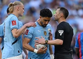 شيرر ينتقد تنازل هالاند عن ركلة الجزاء لـ مرموش من هو ليفعل ذلك