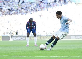 لا أعرف لماذا سدد أول تعليق من جوارديولا على إهدار عمر مرموش ضربة جزاء مانشستر سيتي أمام كريستال بالاس