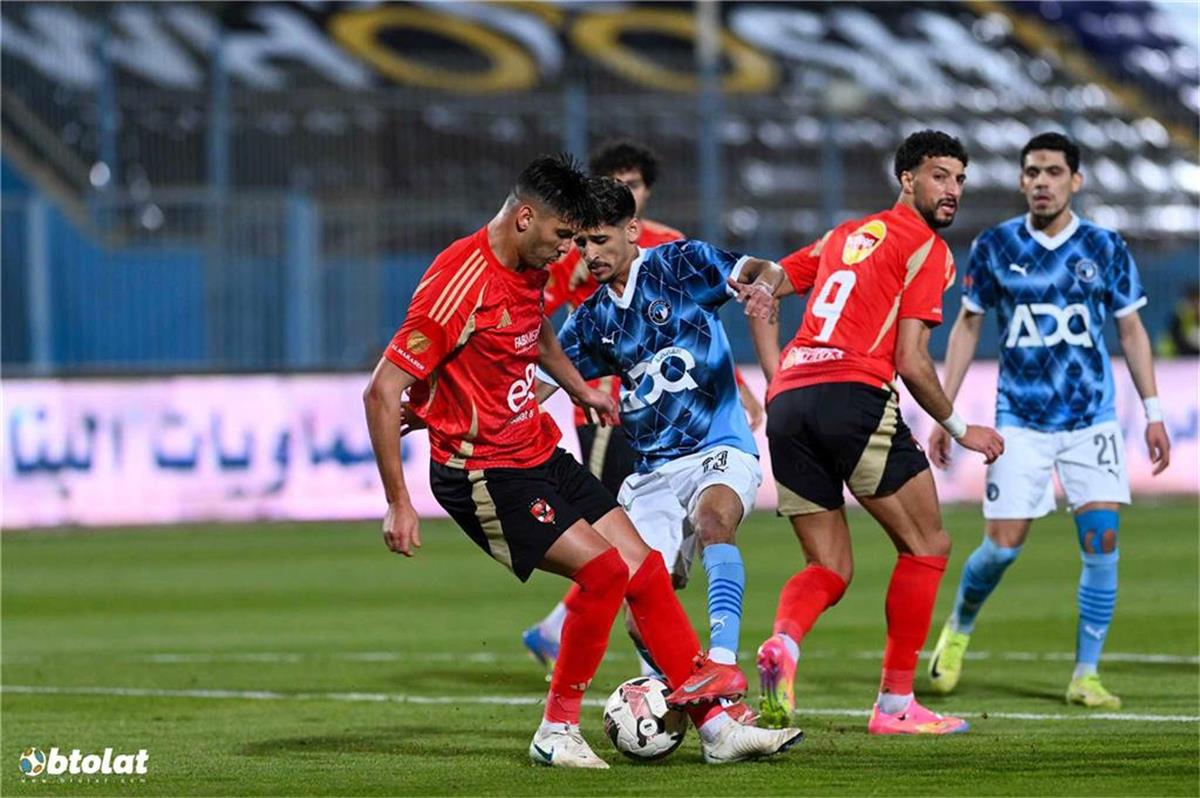 نيوز برو : كيف يُحسم لقب الدوري المصري حال تساوي الأهلي وبيراميدز في النقاط بالجولة الأخيرة؟